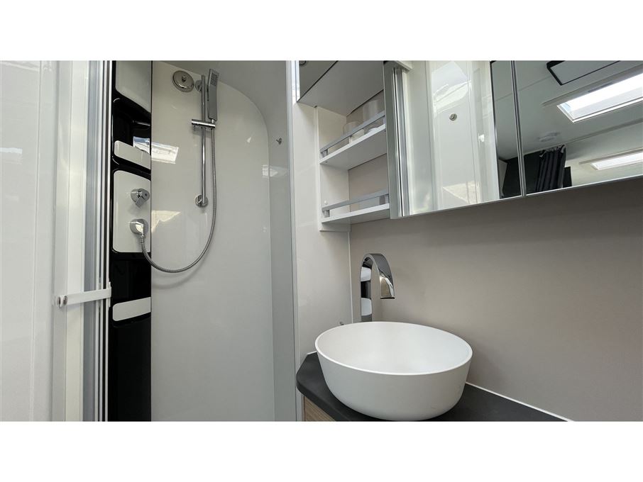 Hobby Optima De Luxe T70 E